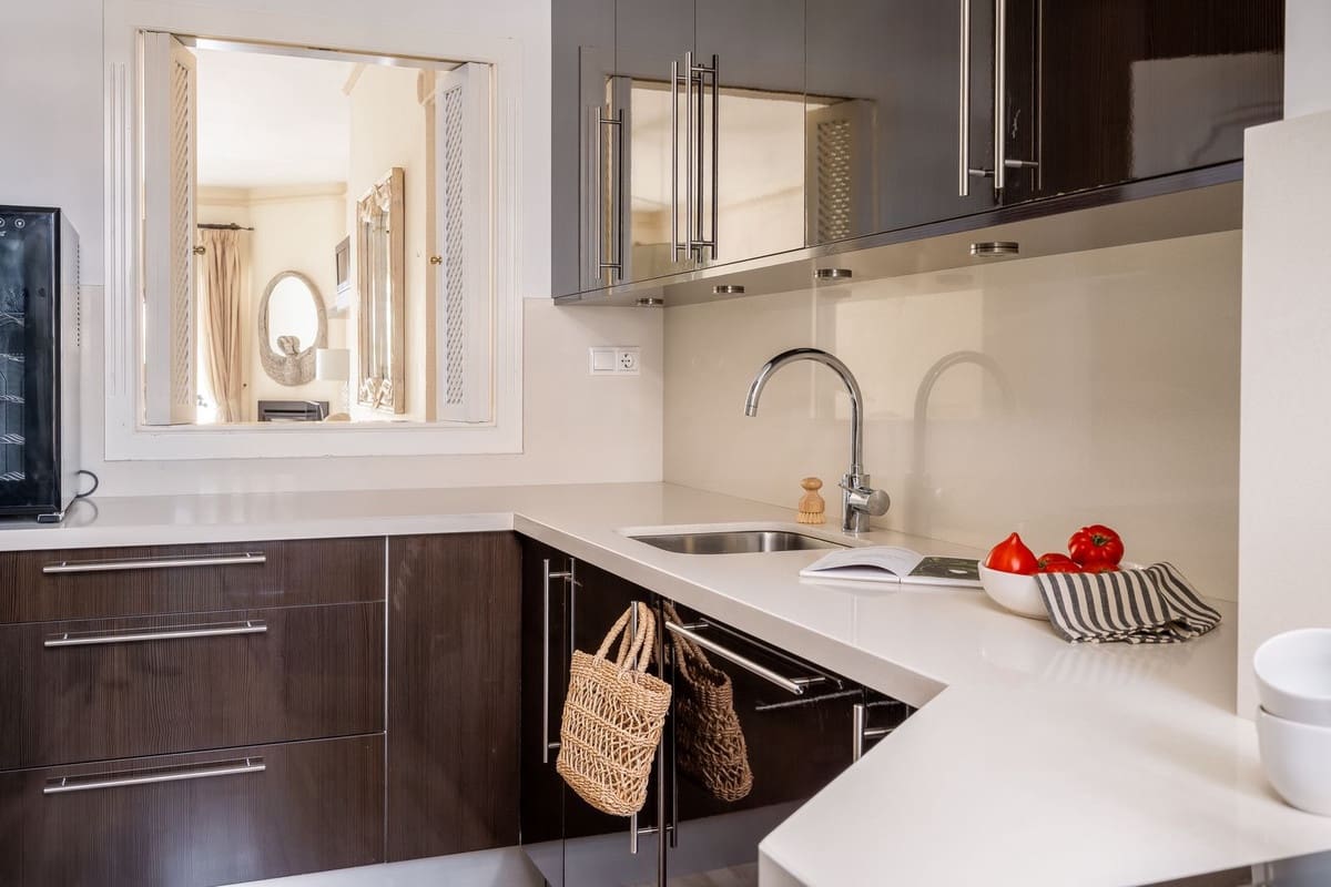 3 bedroom Apartment for sale in La Cala de Mijas with pool garage - € 949,000 (Ref: 9925023)