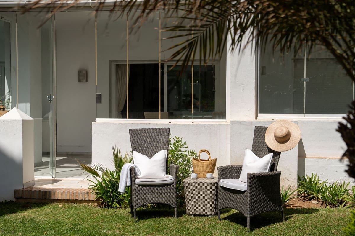 3 bedroom Apartment for sale in La Cala de Mijas with pool garage - € 949,000 (Ref: 9925023)