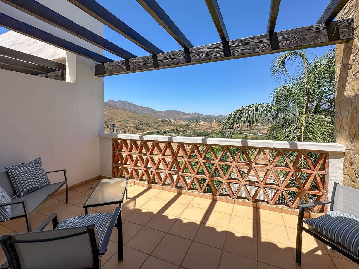 2 soveværelse Byhus til salg i La Cala Golf med swimmingpool garage - € 395.000 (Ref: 9937041)
