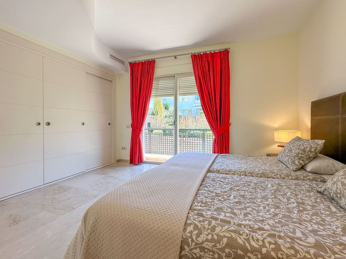 2 bedroom Townhouse for rent in La Cala Golf with pool garage - € 2,000 (Ref: 9937042)