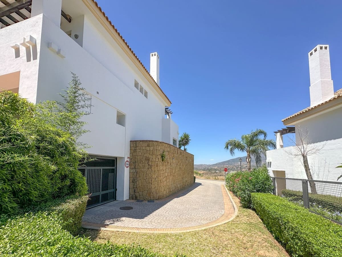 2 bedroom Townhouse for rent in La Cala Golf with pool garage - € 2,000 (Ref: 9937042)