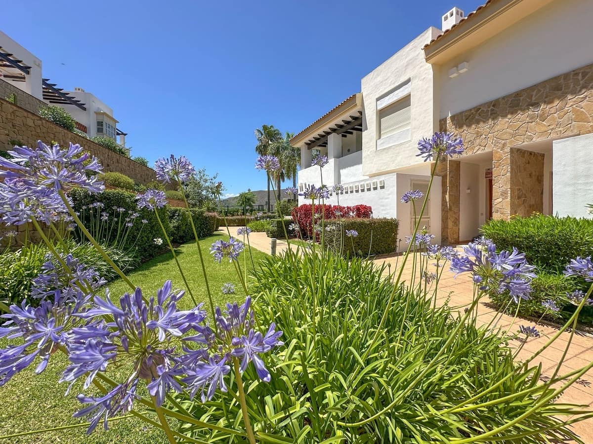 2 bedroom Townhouse for rent in La Cala Golf with pool garage - € 2,000 (Ref: 9937042)