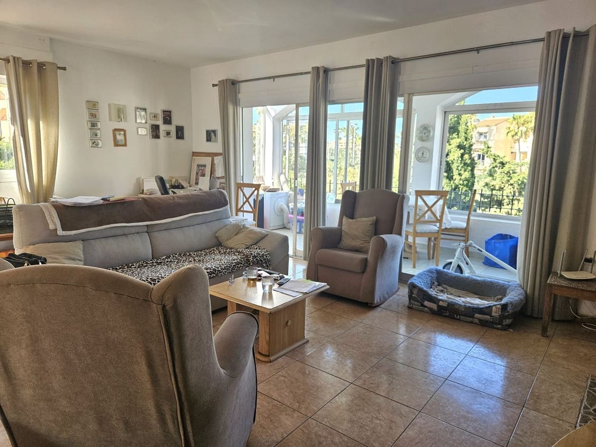 6 chambre Villa/Maison à vendre à Mijas Costa avec piscine garage - 699 000 € (Ref: 9948422)