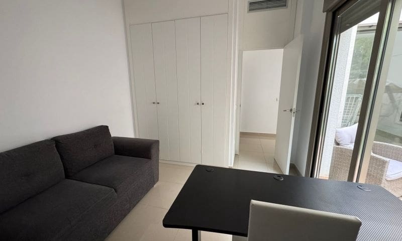 3 chambre Villa/Maison à vendre à Punta Prima avec piscine garage - 355 000 € (Ref: 9944297)