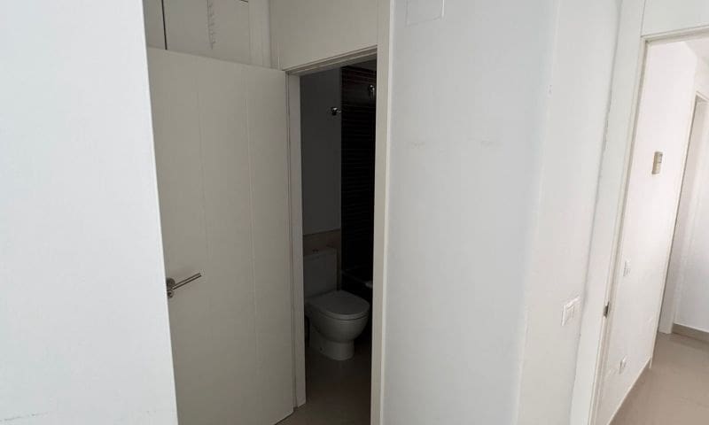3 chambre Villa/Maison à vendre à Punta Prima avec piscine garage - 355 000 € (Ref: 9944297)