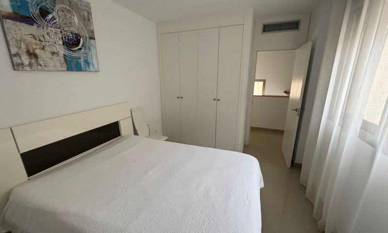 3 chambre Villa/Maison à vendre à Punta Prima avec piscine garage - 355 000 € (Ref: 9944297)