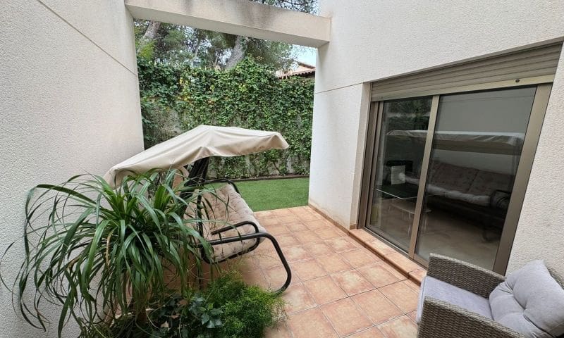 3 chambre Villa/Maison à vendre à Punta Prima avec piscine garage - 355 000 € (Ref: 9944297)