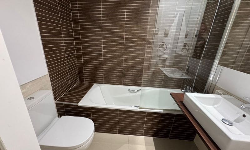 3 chambre Villa/Maison à vendre à Punta Prima avec piscine garage - 355 000 € (Ref: 9944297)