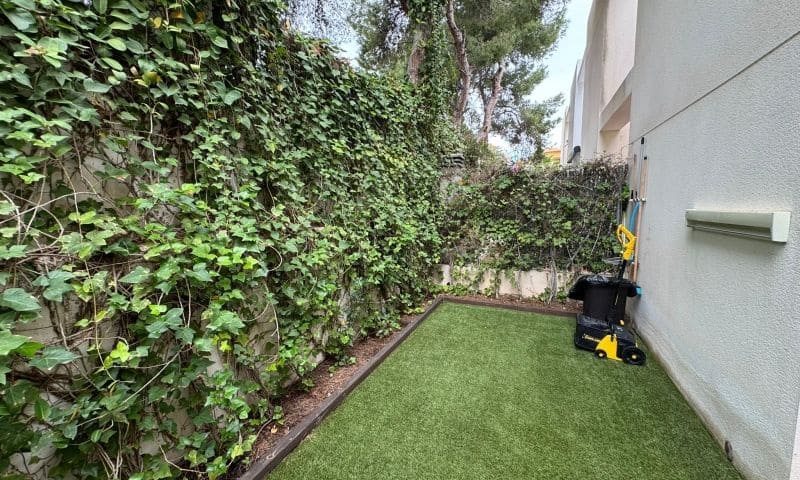 3 chambre Villa/Maison à vendre à Punta Prima avec piscine garage - 355 000 € (Ref: 9944297)