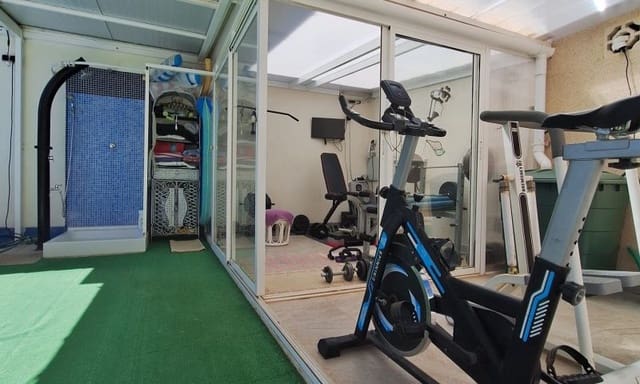 3 soveværelse Villa til salg i Las Filipinas med swimmingpool garage - € 349.995 (Ref: 9944310)