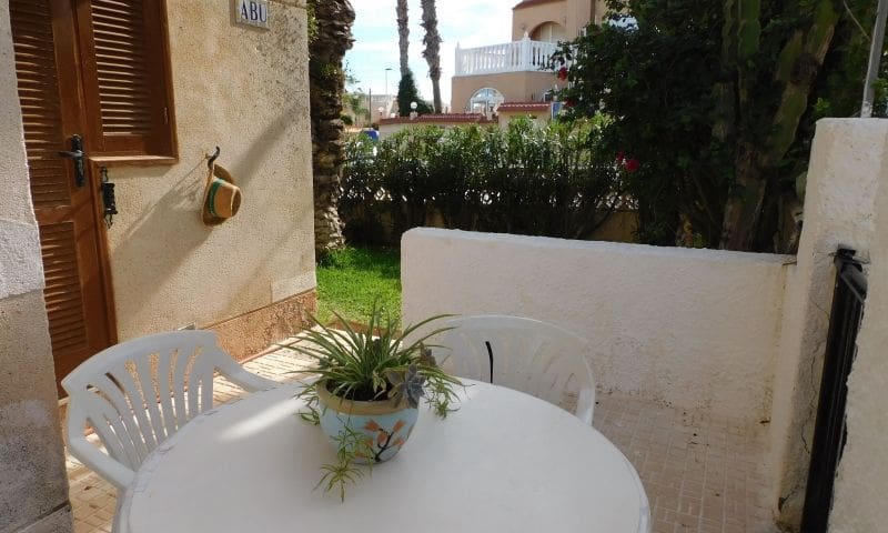 2 soveværelse Lejlighed til salg i Torrevieja med swimmingpool - € 259.995 (Ref: 9944312)
