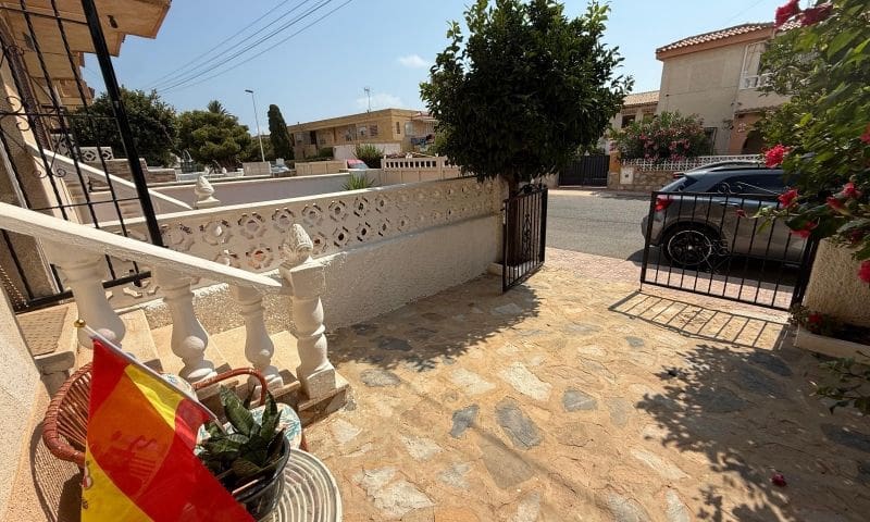 2 soverom Leilighet til salgs i Torrevieja med svømmebasseng - € 259 995 (Ref: 9944312)