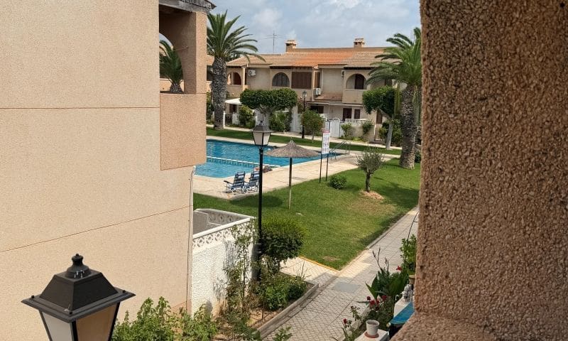2 soverom Leilighet til salgs i Torrevieja med svømmebasseng - € 259 995 (Ref: 9944312)