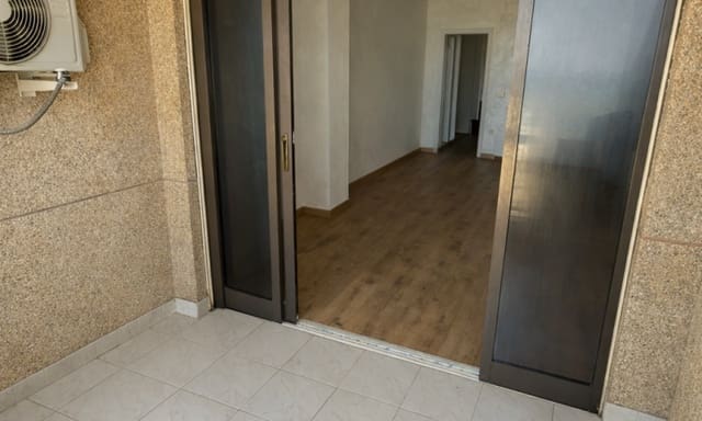 2 soverom Leilighet til salgs i Playa de los Locos, Torrevieja med garasje - € 239 995 (Ref: 9944313)