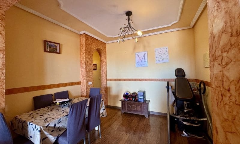 3 sypialnia Apartament na sprzedaż w Torrevieja z basenem garażem - 209 000 € (Ref: 9944315)