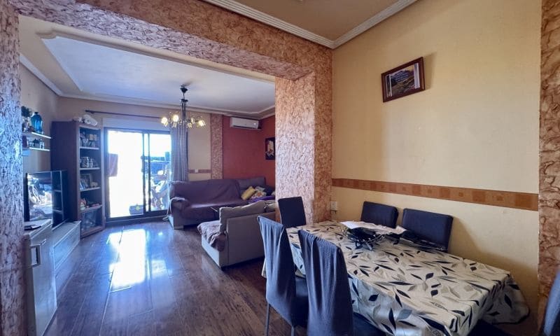 3 sypialnia Apartament na sprzedaż w Torrevieja z basenem garażem - 209 000 € (Ref: 9944315)