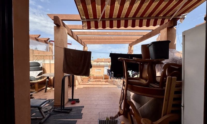 3 sypialnia Apartament na sprzedaż w Torrevieja z basenem garażem - 209 000 € (Ref: 9944315)
