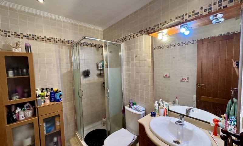 3 sypialnia Apartament na sprzedaż w Torrevieja z basenem garażem - 209 000 € (Ref: 9944315)