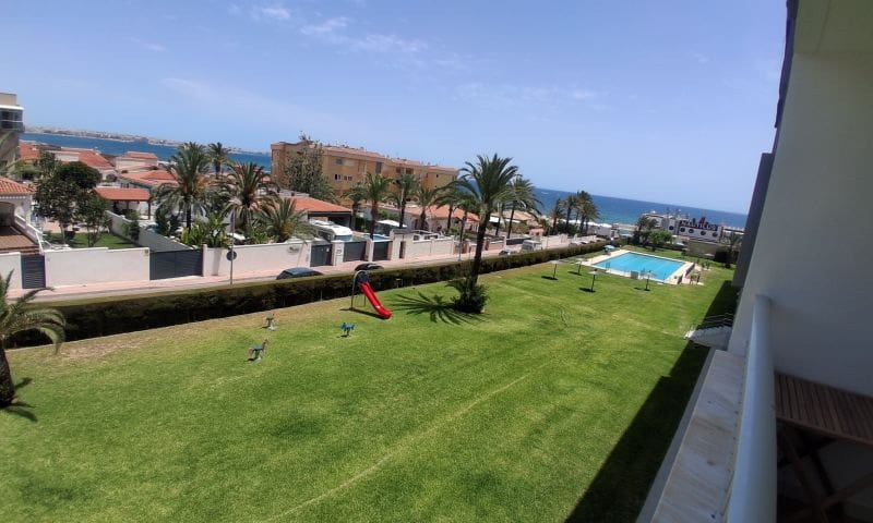 3 sypialnia Apartament na sprzedaż w Torrevieja z basenem garażem - 259 700 € (Ref: 9944316)