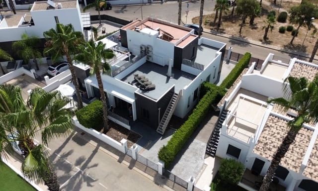 2 soverom Villa til salgs i Las Filipinas med svømmebasseng - € 236 995 (Ref: 9991813)