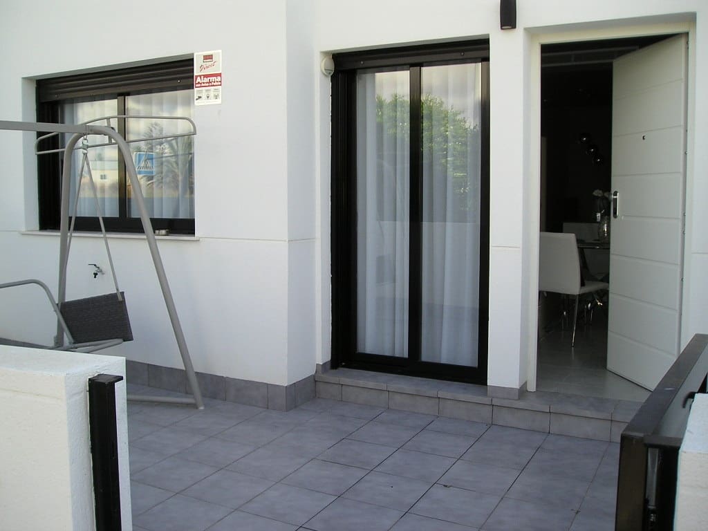 2 soveværelse Lejlighed til salg i San Pedro del Pinatar med swimmingpool garage - € 185.000 (Ref: 6100162)