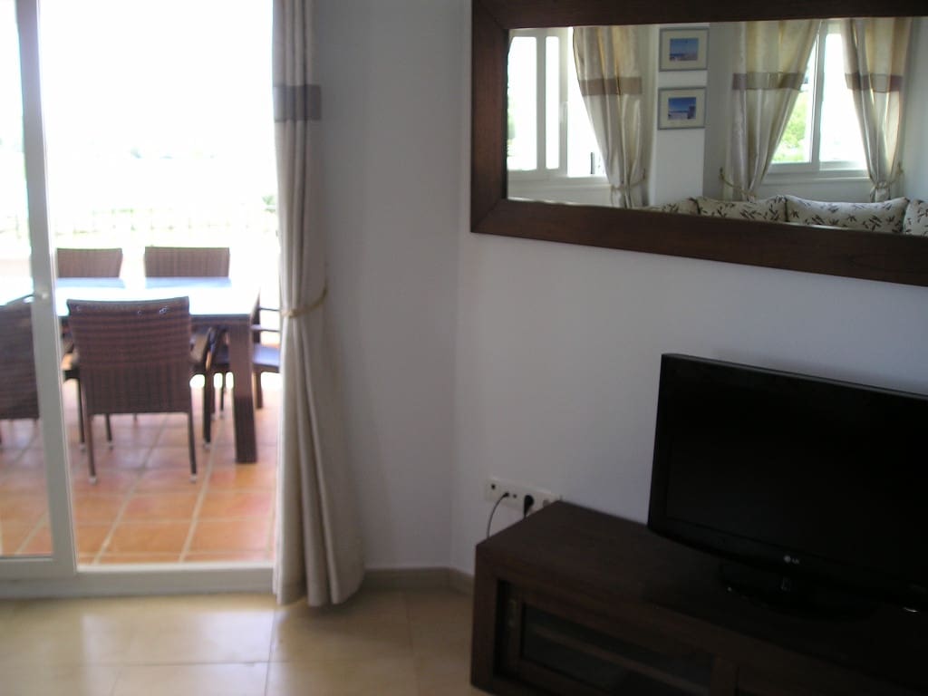 2 soveværelse Lejlighed til leje i Hacienda Riquelme med swimmingpool garage - € 750 (Ref: 6982349)