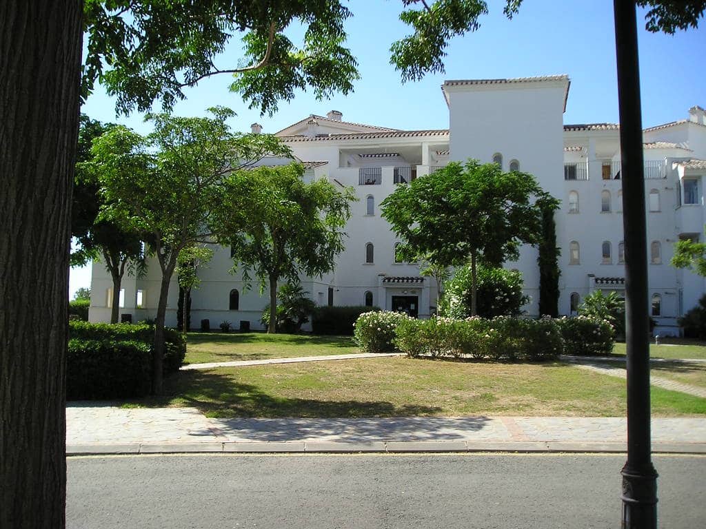 2 soveværelse Lejlighed til leje i Hacienda Riquelme med swimmingpool garage - € 750 (Ref: 6982349)