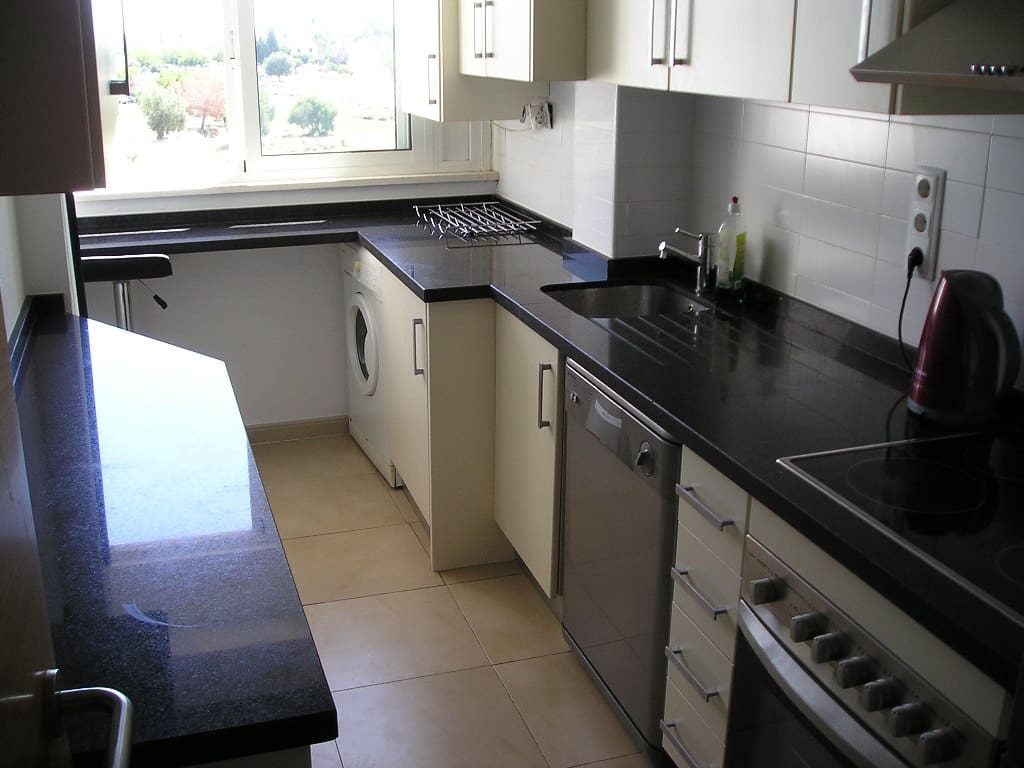 2 soveværelse Lejlighed til leje i Hacienda Riquelme med swimmingpool garage - € 750 (Ref: 6982349)