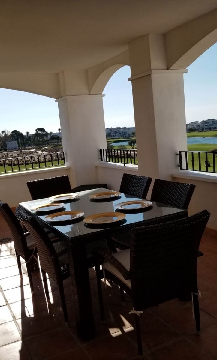 2 soveværelse Lejlighed til leje i Hacienda Riquelme med swimmingpool garage - € 750 (Ref: 6982349)