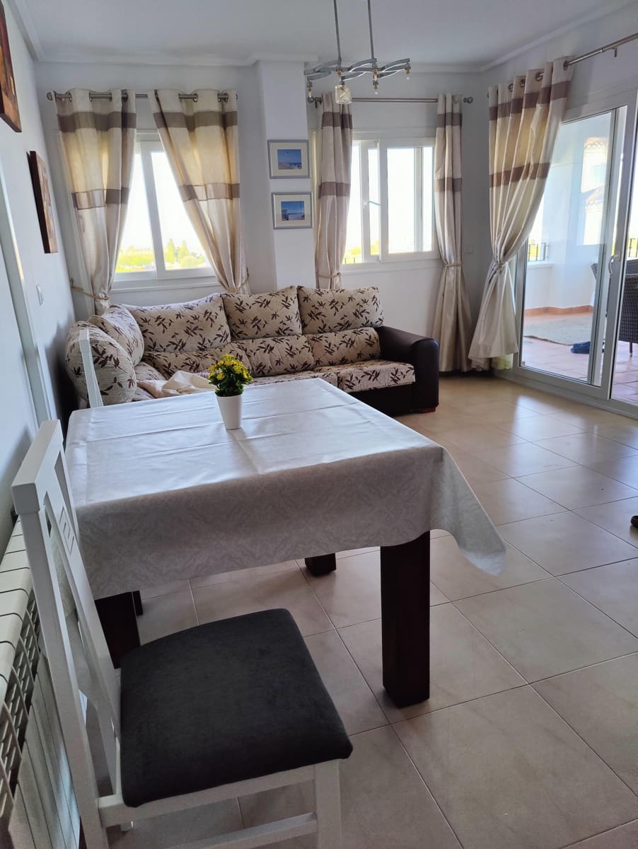2 soveværelse Lejlighed til leje i Hacienda Riquelme med swimmingpool garage - € 750 (Ref: 6982349)