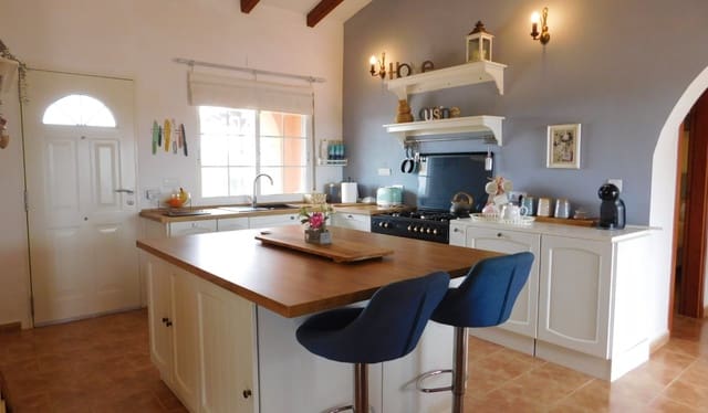 3 sypialnia Willa na sprzedaż w Dolores z basenem garażem - 499 000 € (Ref: 9060033)