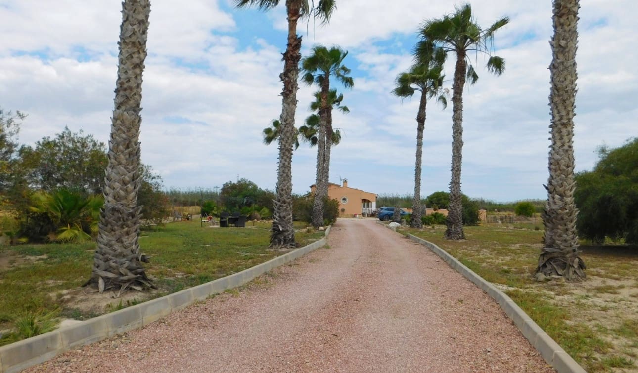 3 bedroom Villa for sale in Dolores with pool garage - € 499,000 (Ref: 9060033)