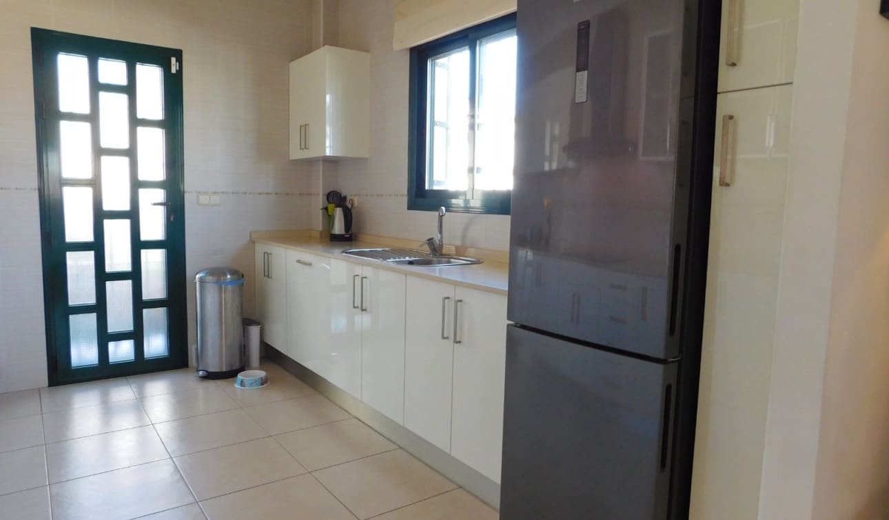 4 sypialnia Willa na sprzedaż w Ciudad Quesada z basenem garażem - 520 000 € (Ref: 9080696)