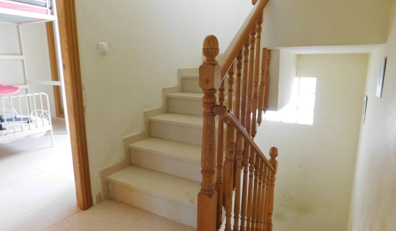 3 bedroom Villa for sale in Ciudad Quesada with pool - € 190,000 (Ref: 9085991)