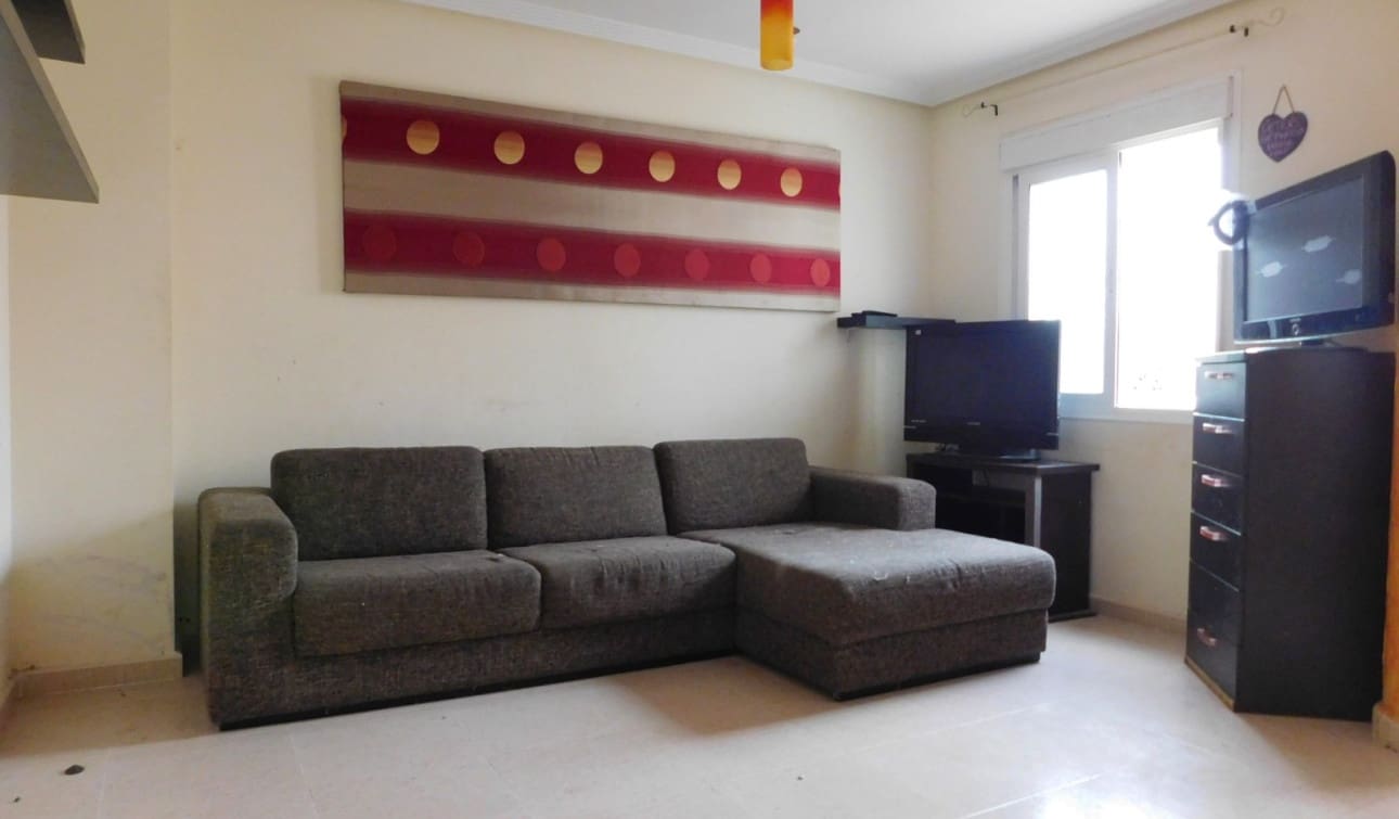 3 bedroom Villa for sale in Ciudad Quesada with pool - € 190,000 (Ref: 9085991)