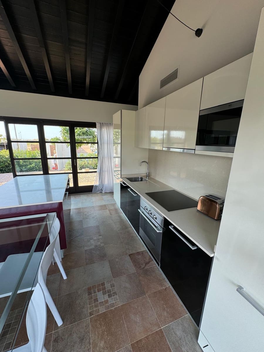 4 slaapkamer Villa te huur in La Peraleja Golf Resort met zwembad garage - € 1.200 (Ref: 9176969)