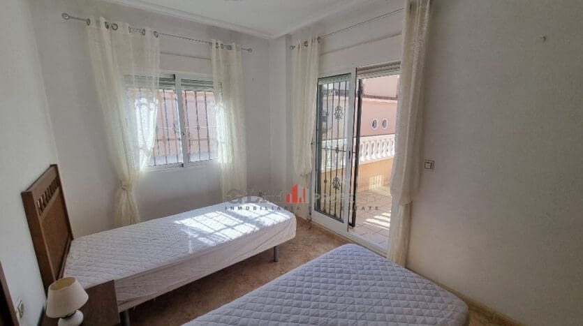 3 camera da letto Villetta a Schiera in vendita in Los Alcazares con piscina garage - 199.000 € (Rif: 9424095)