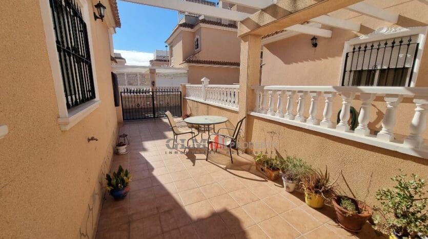 3 camera da letto Villetta a Schiera in vendita in Los Alcazares con piscina garage - 199.000 € (Rif: 9424095)