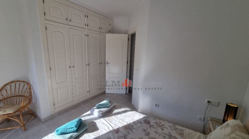 3 makuuhuone Omakotitalo myytävänä paikassa Los Alcazares mukana uima-altaan 
autotalli - 189 000 € (Ref: 9431987)