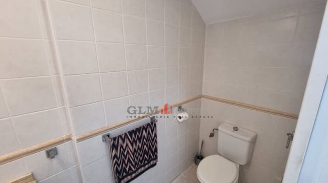 3 makuuhuone Omakotitalo myytävänä paikassa Los Alcázares mukana uima-altaan 
autotalli - 189 000 € (Ref: 9431987)