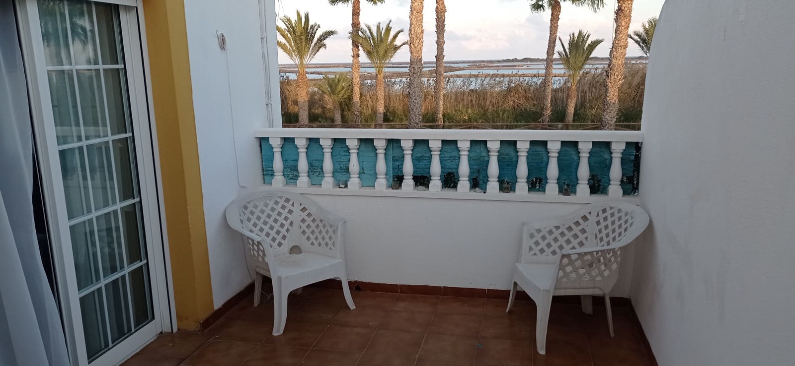 3 makuuhuone Omakotitalo myytävänä paikassa San Pedro del Pinatar mukana uima-altaan 
autotalli - 168 000 € (Ref: 9450887)