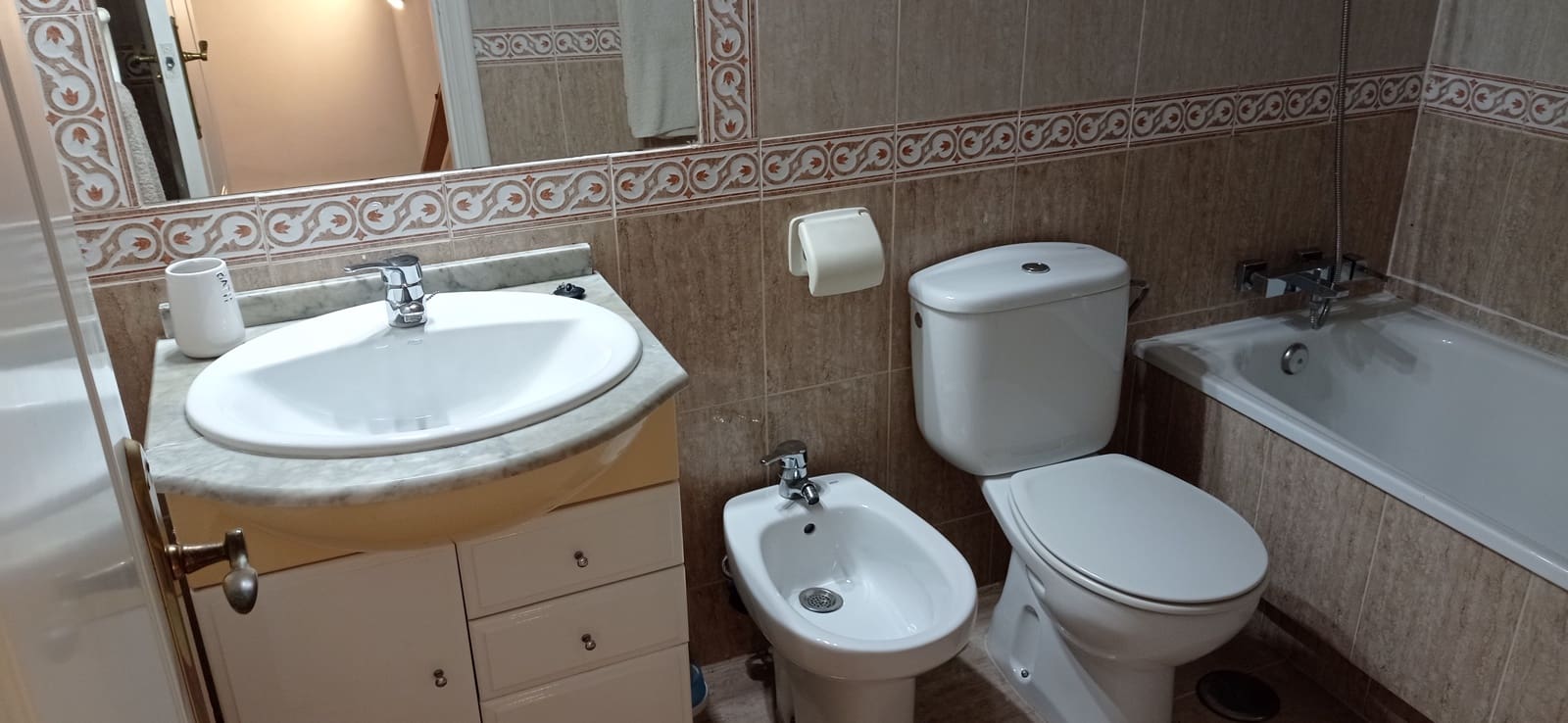 3 makuuhuone Omakotitalo myytävänä paikassa San Pedro del Pinatar mukana uima-altaan 
autotalli - 168 000 € (Ref: 9450887)