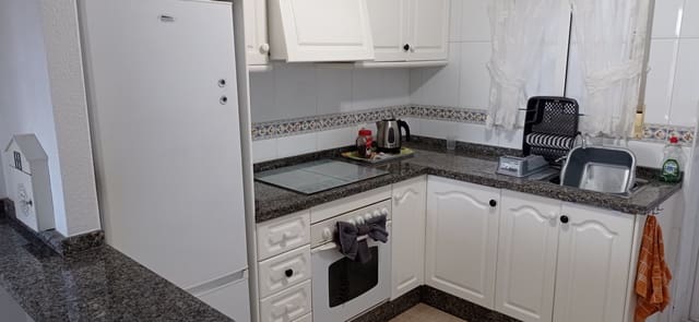 3 makuuhuone Omakotitalo myytävänä paikassa San Pedro del Pinatar mukana uima-altaan 
autotalli - 168 000 € (Ref: 9450887)