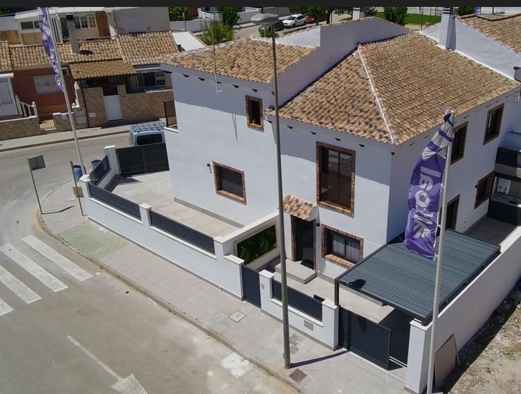 3 camera da letto Casa in vendita in Pilar de la Horadada con garage - 299.900 € (Rif: 9869598)
