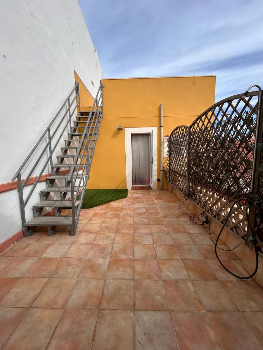 3 bedroom Townhouse for rent in Los Urrutias - € 1,200 (Ref: 9961460)