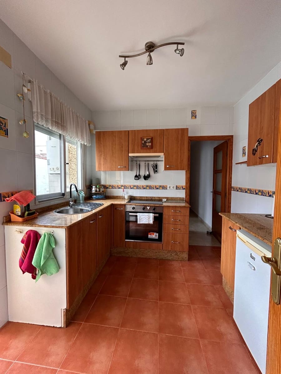3 bedroom Townhouse for rent in Los Urrutias - € 1,200 (Ref: 9961460)