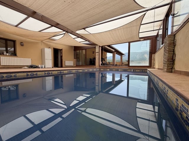 7 Zimmer Finca/Landgut zu verkaufen in Alcoy / Alcoi mit Pool - 680.000 € (Ref: 10009813)