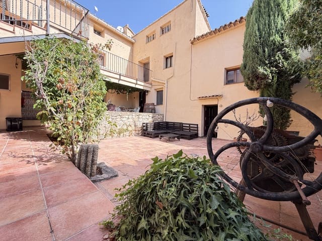 7 Zimmer Finca/Landgut zu verkaufen in Alcoy / Alcoi mit Pool - 680.000 € (Ref: 10009813)