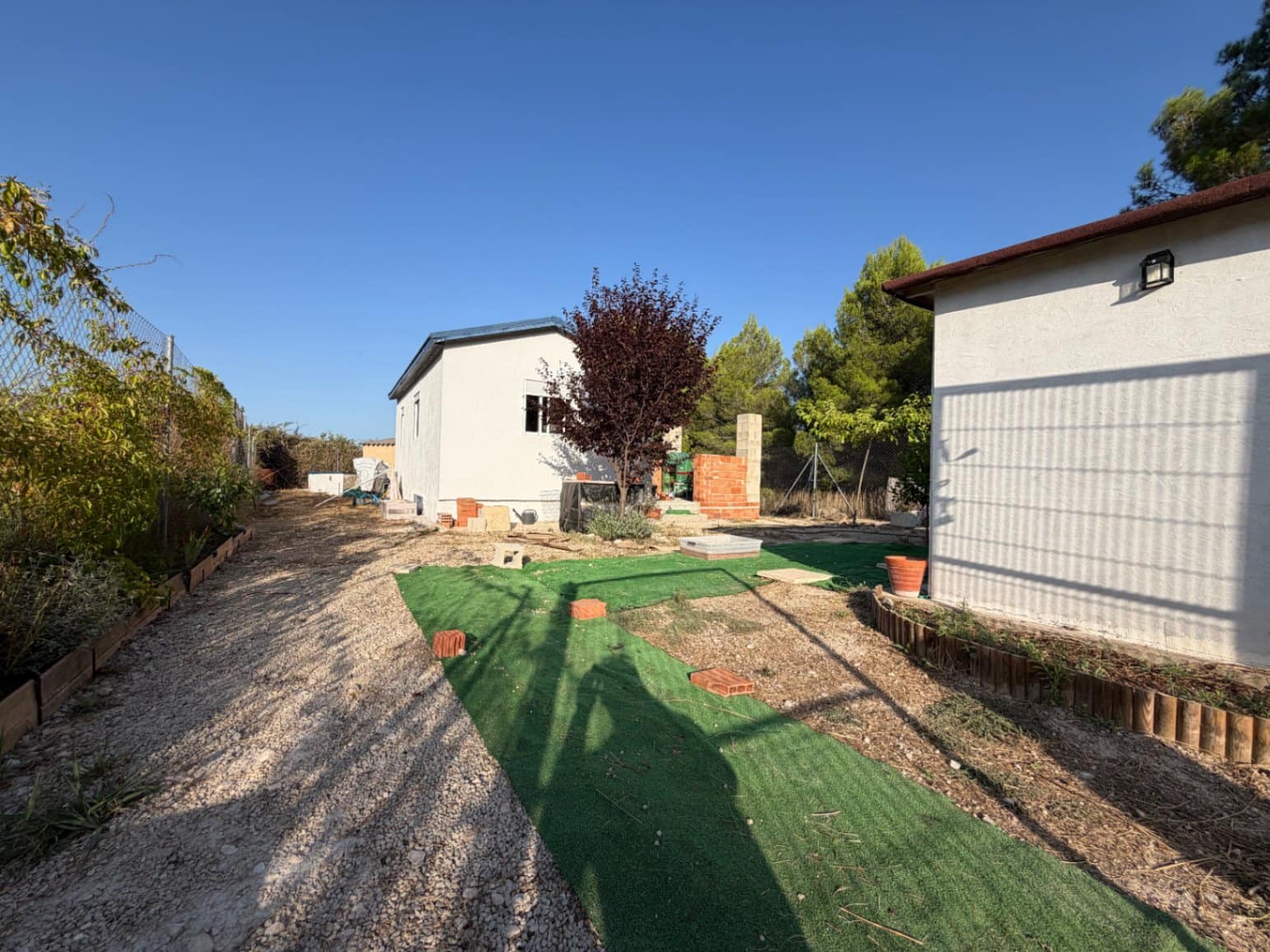 2 slaapkamer Finca/Landhuis te koop in Gaianes - € 55.000 (Ref: 10014623)