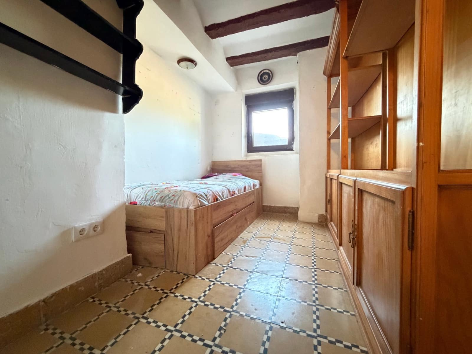 6 bedroom Finca/Country House for sale in Planes with pool garage - € 530,000 (Ref: 10032462)